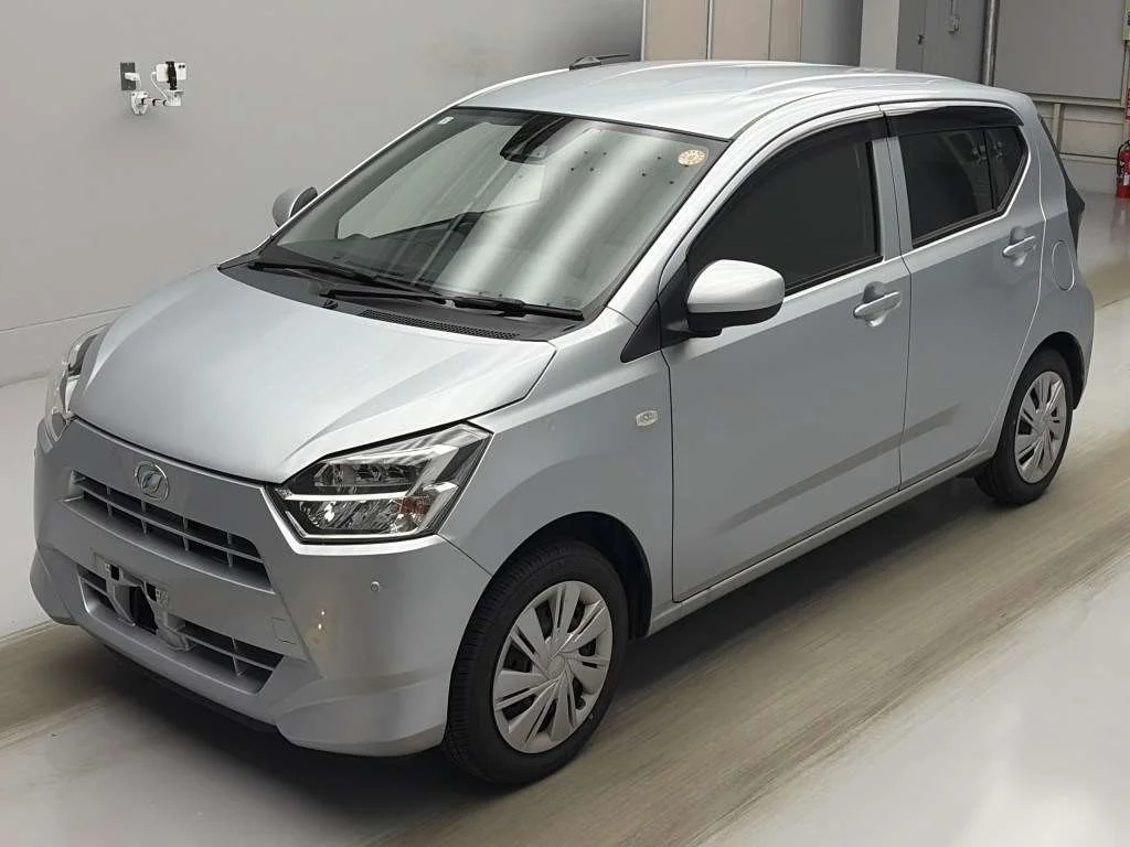 Daihatsu Mira e:S LA350S 2021